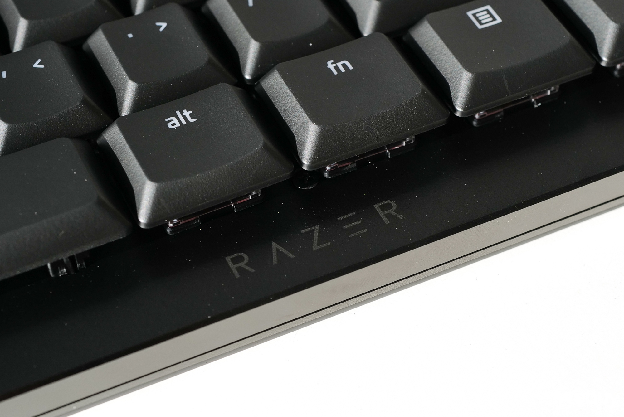 Trên tay bàn phím Razer DeathStalker V2 Pro và chuột Basilisk V3 Pro: Đúng chất một cặp bài trùng - Ảnh 6.