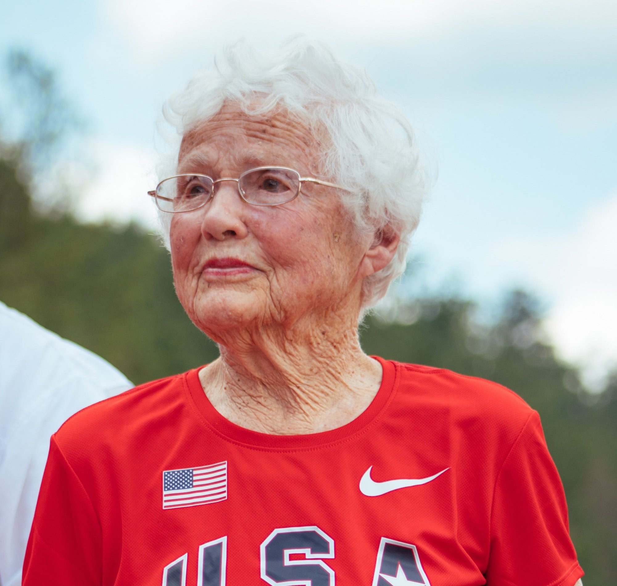 Kỷ lục thế giới mới: Một người phụ nữ 82 tuổi có thể chạy 125 km trong vòng 24 giờ! - Ảnh 3.
