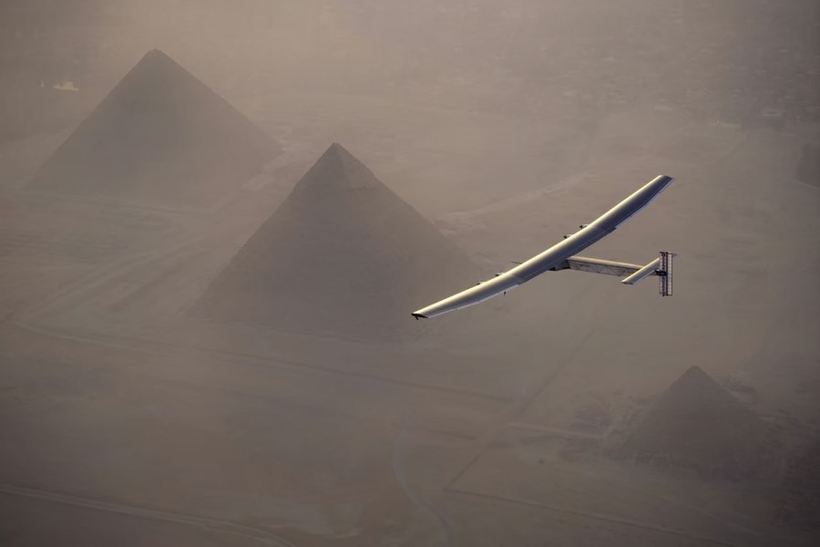 Hành trình của máy bay năng lượng mặt trời vòng quanh thế giới không tốn 1 giọt nhiên liệu - Ảnh 25.