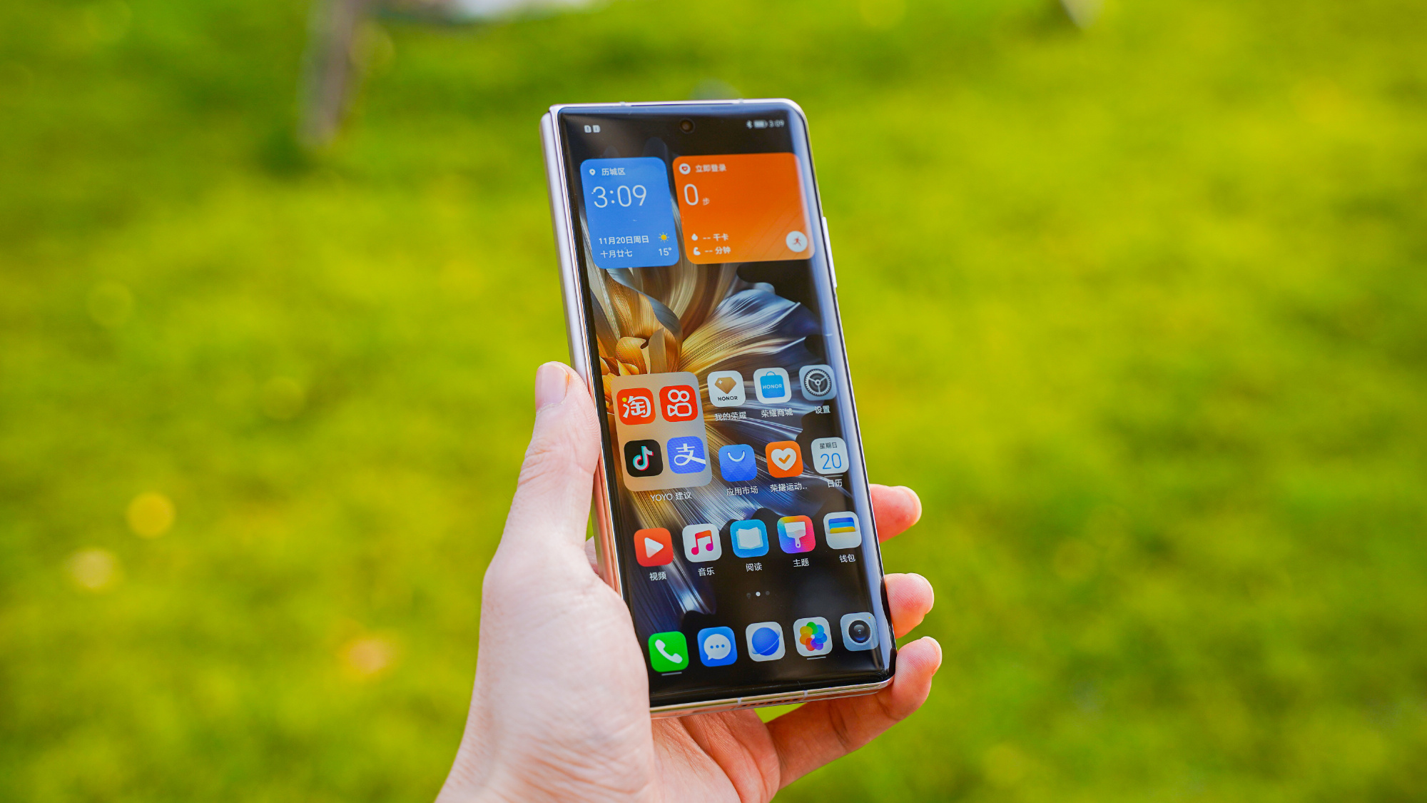Smartphone layar lipat Honor Magic Vs diluncurkan: bodi ultra ringan, Snapdragon 8+ Gen 1, harga VND 26 juta - Foto 5.