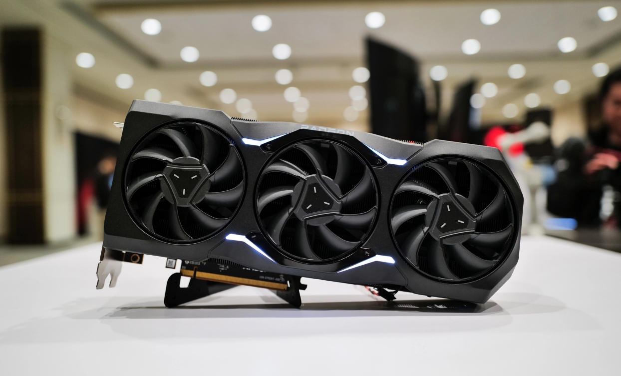 AMD 'cố tình' giảm xung để GPU ít ngốn điện hơn, hiệu năng thực sự của RX 7900 XTX hóa ra còn có thể mạnh hơn? - Ảnh 3.