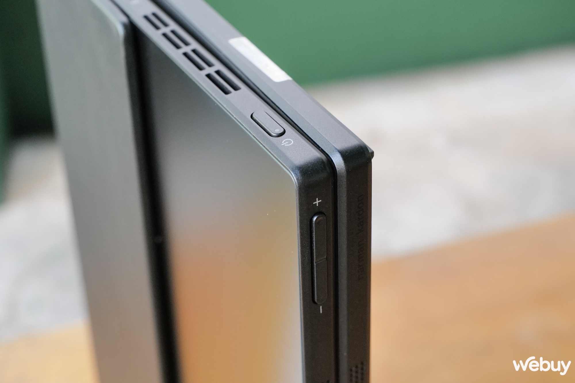 Trên tay laptop có thể gập đôi màn hình mà không hỏng đến từ nhà ASUS, giá xấp xỉ 1 chiếc xe SH đời mới - Ảnh 22.