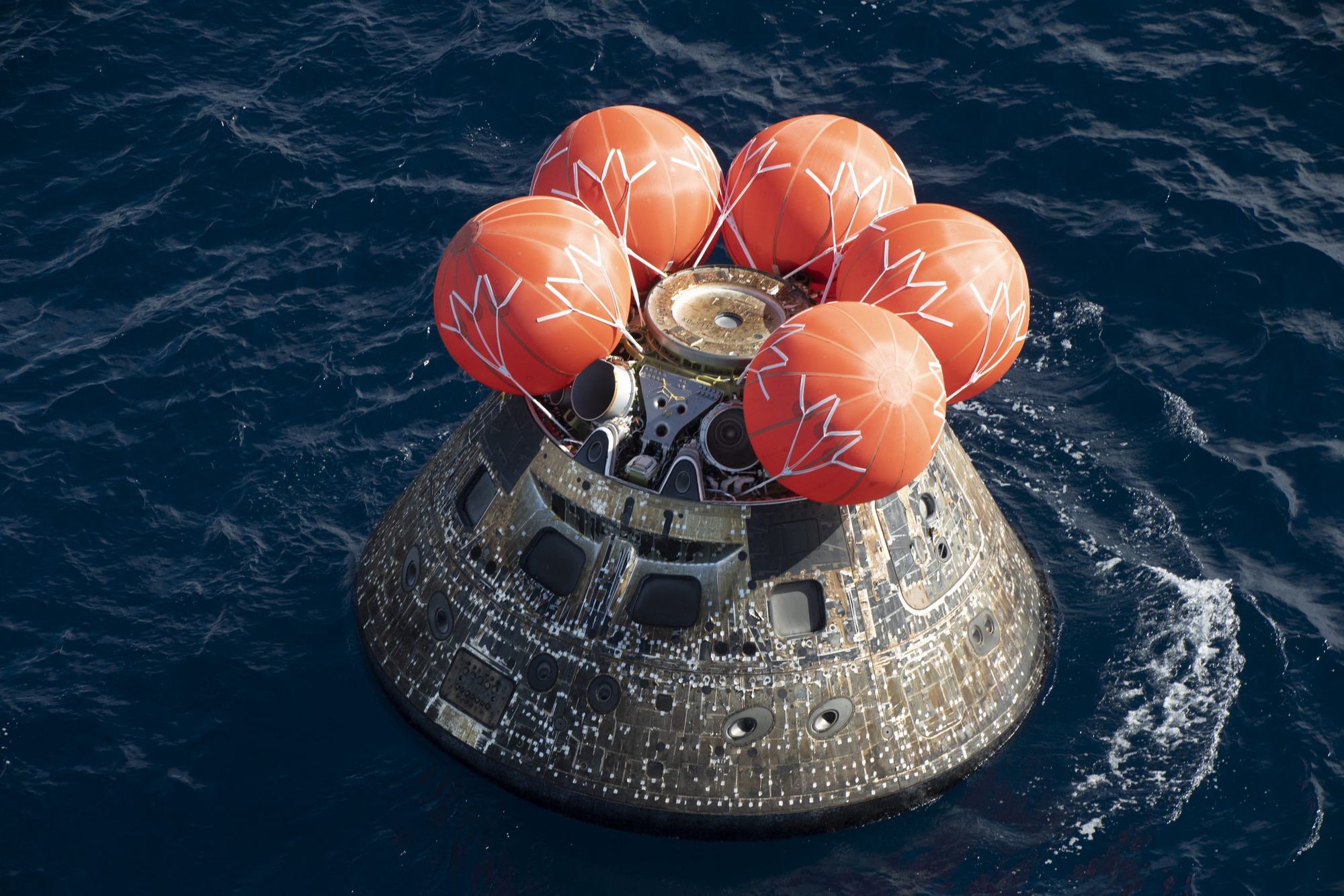 NASA vừa hoàn thành xuất sắc sứ mệnh Artemis I - Ảnh 2.