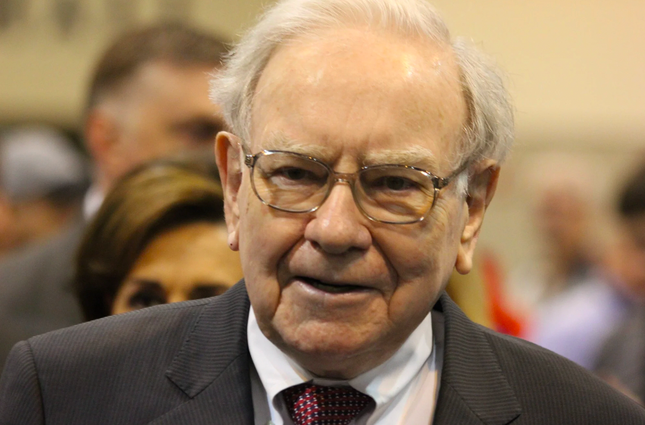 Vì sao giới đầu tư lỗ nặng nhưng tỷ phú Warren Buffett vẫn ăn nên làm ra? - Ảnh 1.