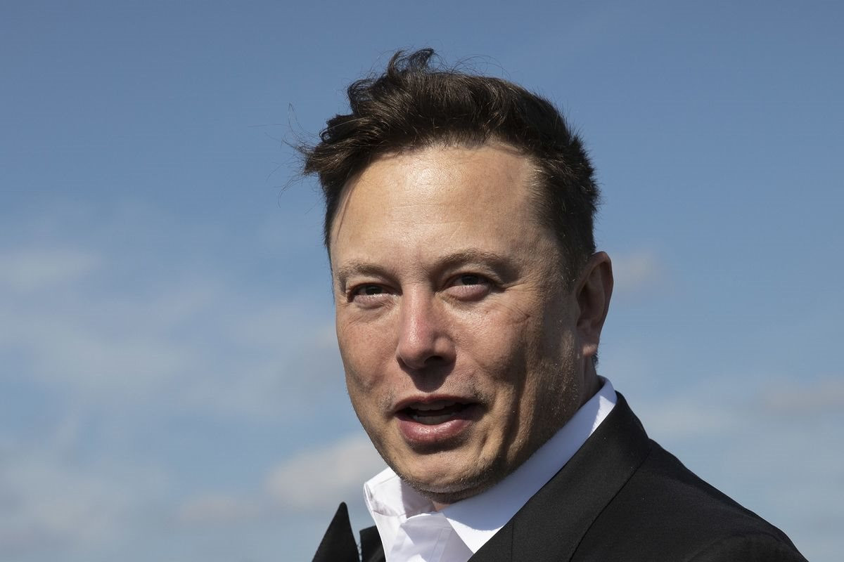 Elon Musk tuyên bố không bán thêm bất kỳ cổ phiếu Tesla nào trong 2 năm - Ảnh 2.