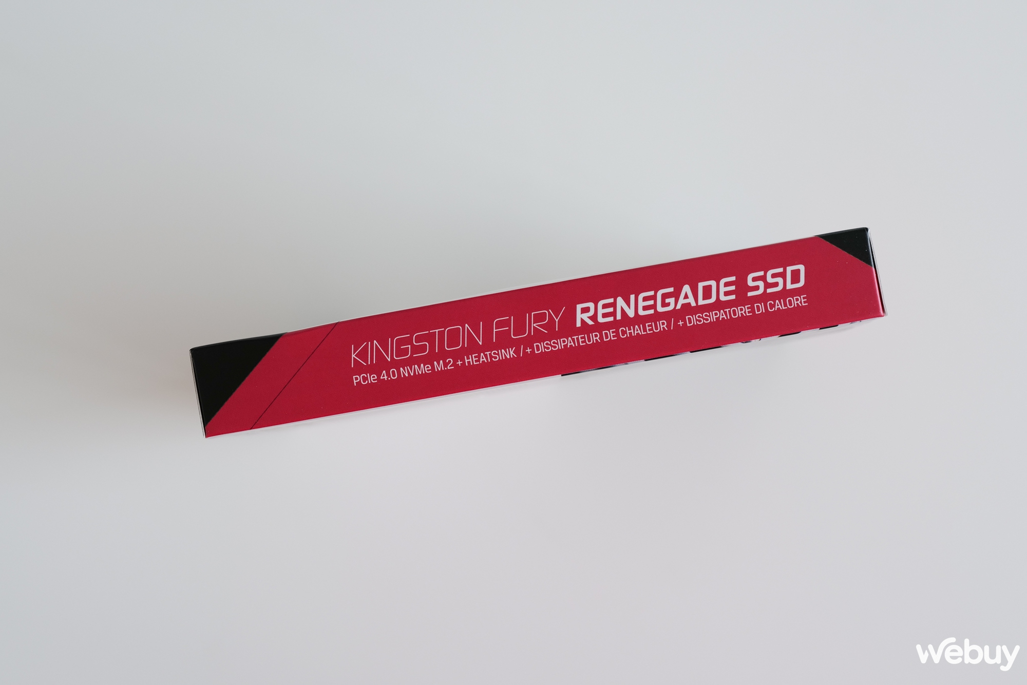 Trên tay SSD cao cấp Kingston Fury Renegade: PCIe 4.0 tốc độ cao, tích hợp sẵn cả tản nhiệt - Ảnh 3.