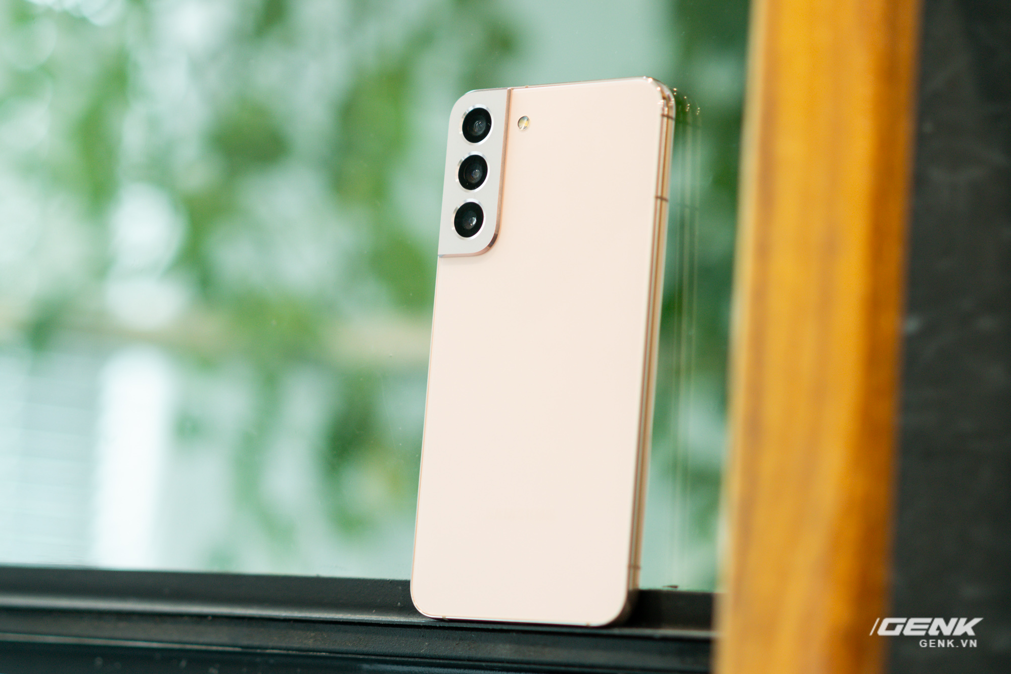 Đánh giá Samsung Galaxy S22 Plus: Tìm kiếm sự an toàn