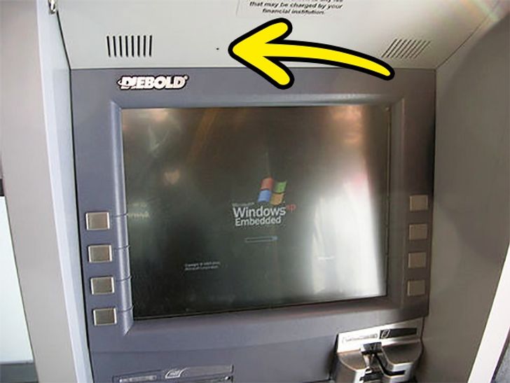 Muôn vàn cách hacker cướp tiền của bạn từ ATM và đây là cách nhận biết cây ATM có bị kẻ gian lợi dụng hay không? - Ảnh 2.