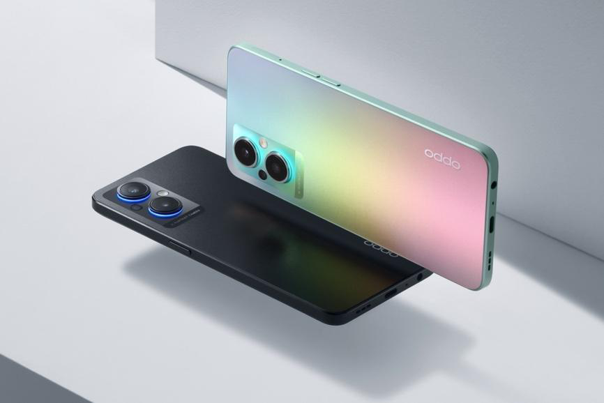 OPPO Reno7 Series reveals a series of upgrades from the back, double bright borders to smoothness certification - Photo 2.