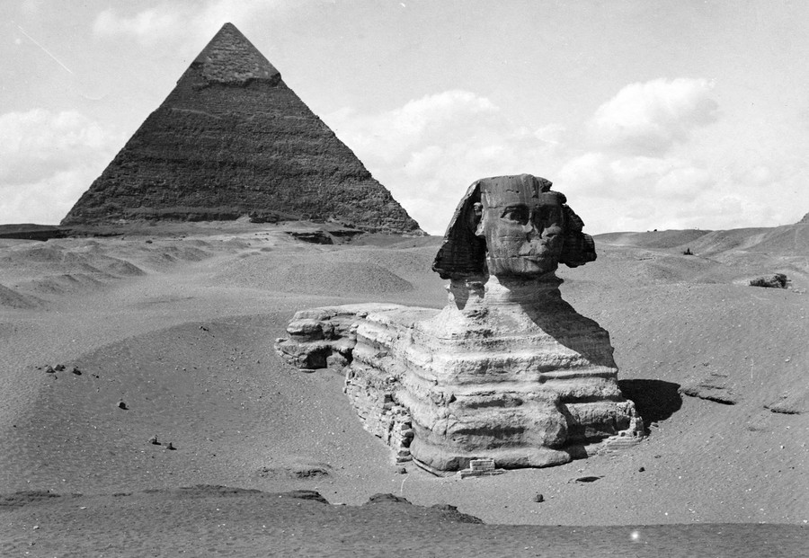 Samurai had been to Egypt and photos of the Sphinx over the years - Photo 4.