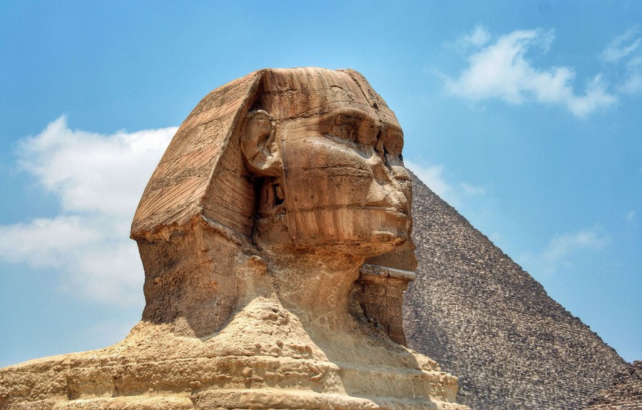 Samurai had been to Egypt and photos of the Sphinx over the years - Photo 14.