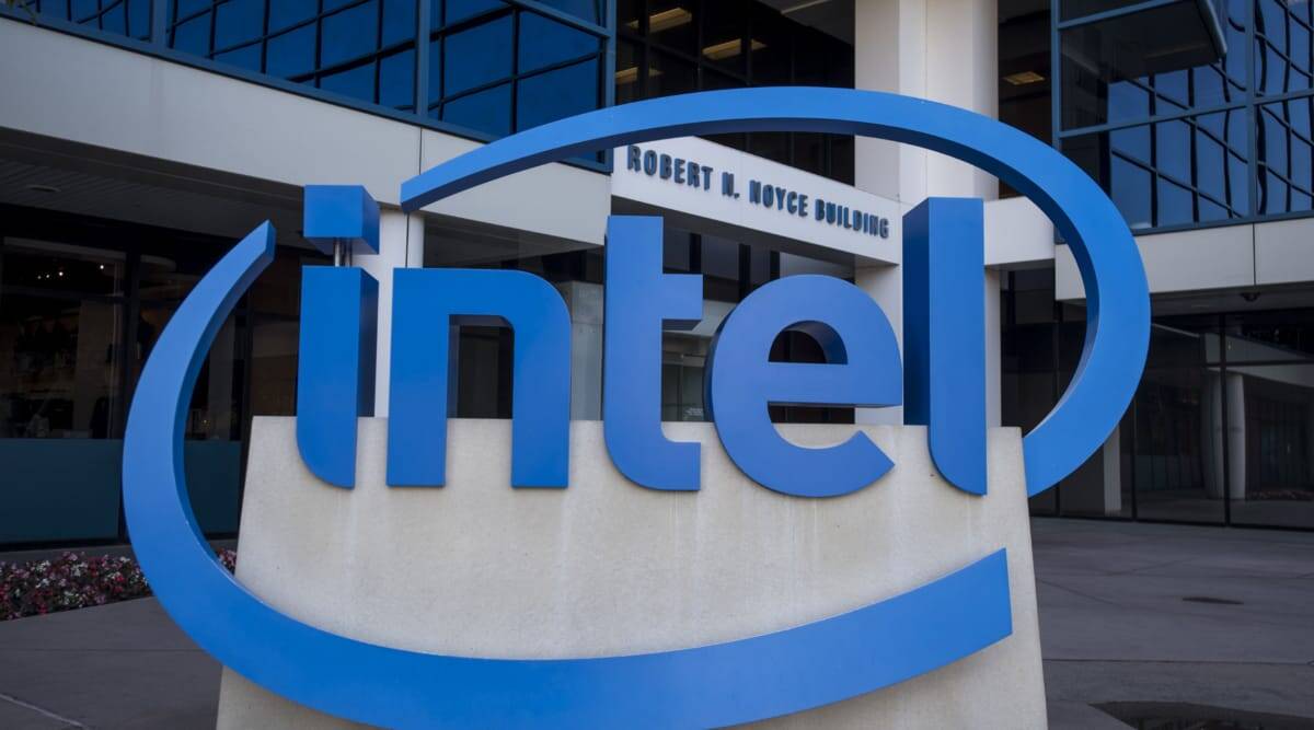 Intel announced plans to expand chip production worth up to $88 billion across Europe - Photo 1.