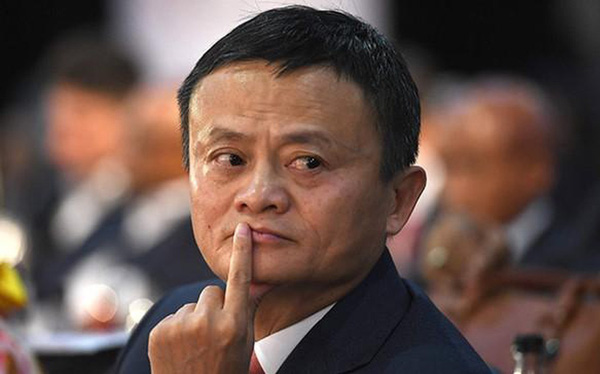 Jack Ma helplessly watched the 'brainchild' being cut into pieces: Ant and Alibaba were forced to sell shares in many companies, the giants are now gradually atrophying - Photo 1.