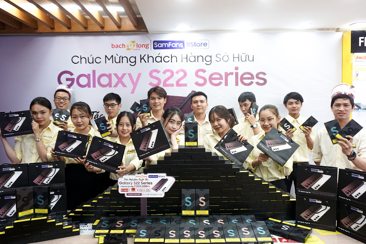 Cơ hội cuối cùng để nhận bộ quà 7 triệu đồng khi đặt mua Galaxy S22 Series - Ảnh 1.