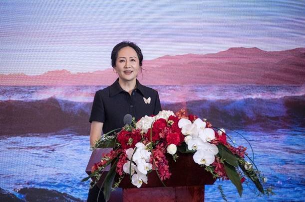 Ms. Manh Van Chu reappeared and announced Huawei's financial results - Photo 2.