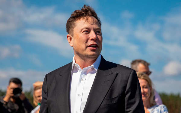Quay xe không vào hội đồng quản trị, Elon Musk đang toan tính thâu tóm luôn Twitter? - Ảnh 1.
