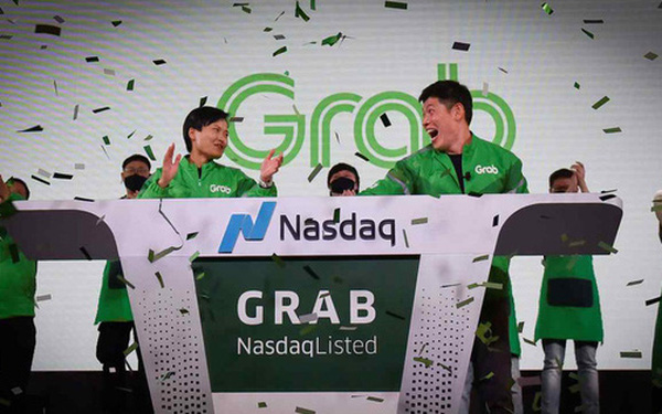 After only 5 months of IPO, Grab's value evaporated nearly 70% from 40 billion USD to less than 13 billion USD, lower than the amount raised from funding rounds - Photo 2.