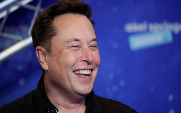Lươn lẹo đỉnh điểm: Elon Musk tuyên bố ‘chưa chắc’ mua Twitter sau vài giờ, trả lời 'gắt' khi bị hỏi 'có đủ tiền mua không' - Ảnh 1.