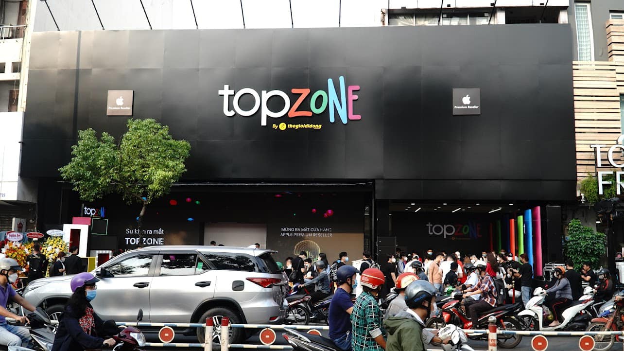 MWG CEO Doan Van Hieu Em: I hope TopZone makes Apple recognize Vietnam as a tier-one market like Singapore, which means that when the US has goods, we will have that day!  - Photo 2.