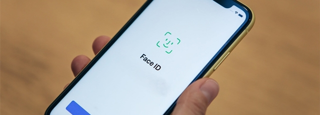 Face ID on iPhone is pretty cool, and you can take advantage of it to lock apps - Photo 1.