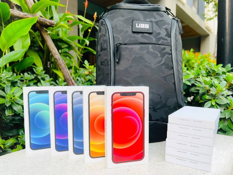 Price list for iPhone Sale on April 30 at Viettablet - New iPhone 12 is 13.2 million, old 11 Pro Max is 13.5 million, Xs Max is shocked to 8 million.  - Photo 2.