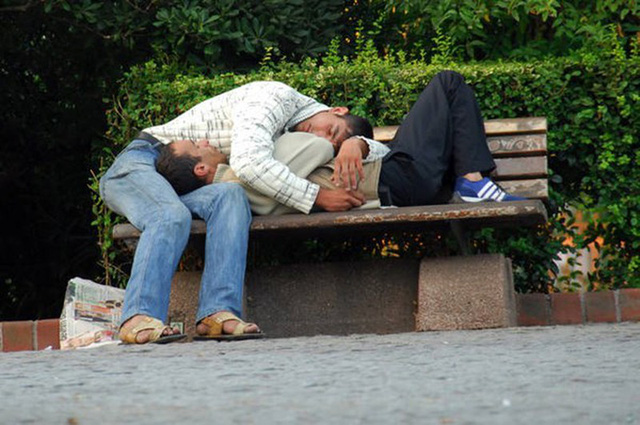 The mystery of the sleeping village in Central Asia: Locals fall asleep at any time, lose their memory after waking up, the reason why they fall asleep is this!  - Photo 3.