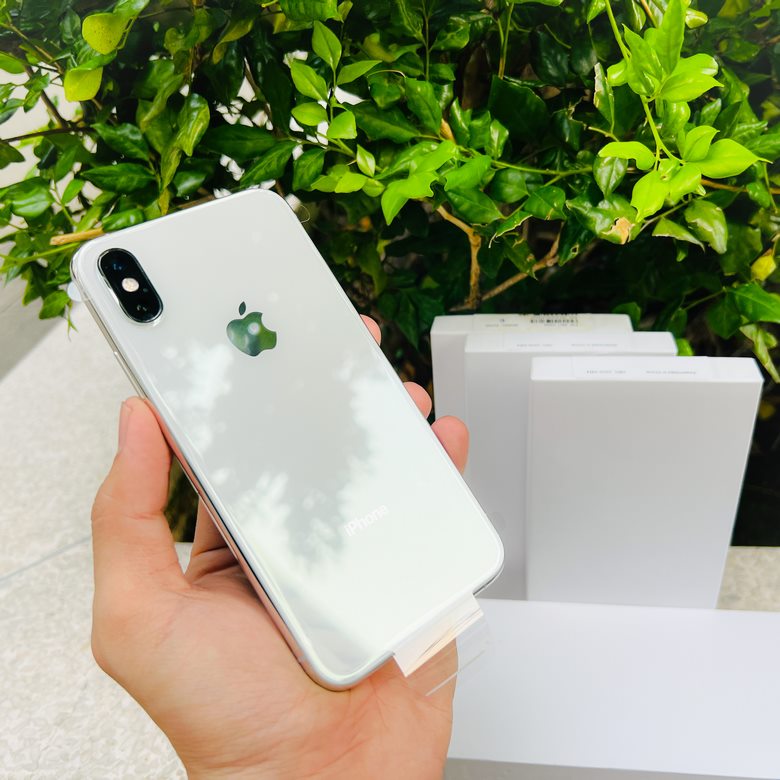 Price list for iPhone Sale on April 30 at Viettablet - The new iPhone 12 is 13.2 million, the old 11 Pro Max is 13.5 million, the Xs Max is shockingly reduced to 8 million.  - Photo 4.