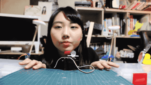 Thánh nữ Nhật Bản chuyên phát minh ra những &quot;cỗ máy&quot; vô dụng, nhưng vui - Ảnh 10.