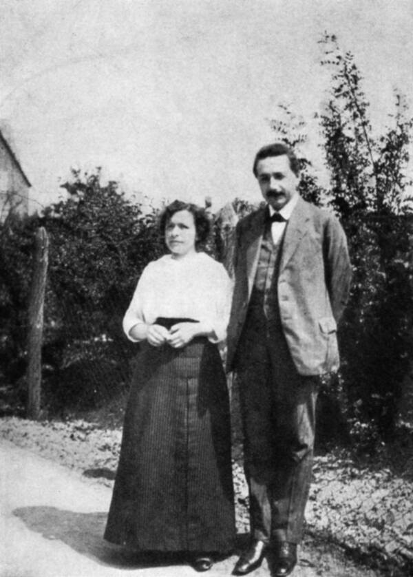 Secret of eccentric genius Albert Einstein's illegitimate daughter: As invisible to the world, parents are forced to hide for difficult reasons?  - Photo 2.