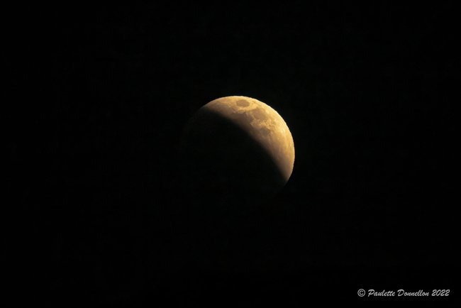 The first super lunar eclipse of the year: People are eager to see Hang blooming from all over the world - Photo 13.