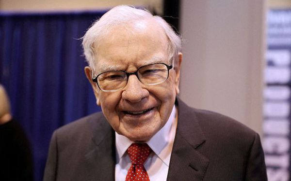 Warren Buffett: Whoever sold me all the Bitcoins on the market for 25 USD, I didn't buy it, I bought the land instead - Photo 1.