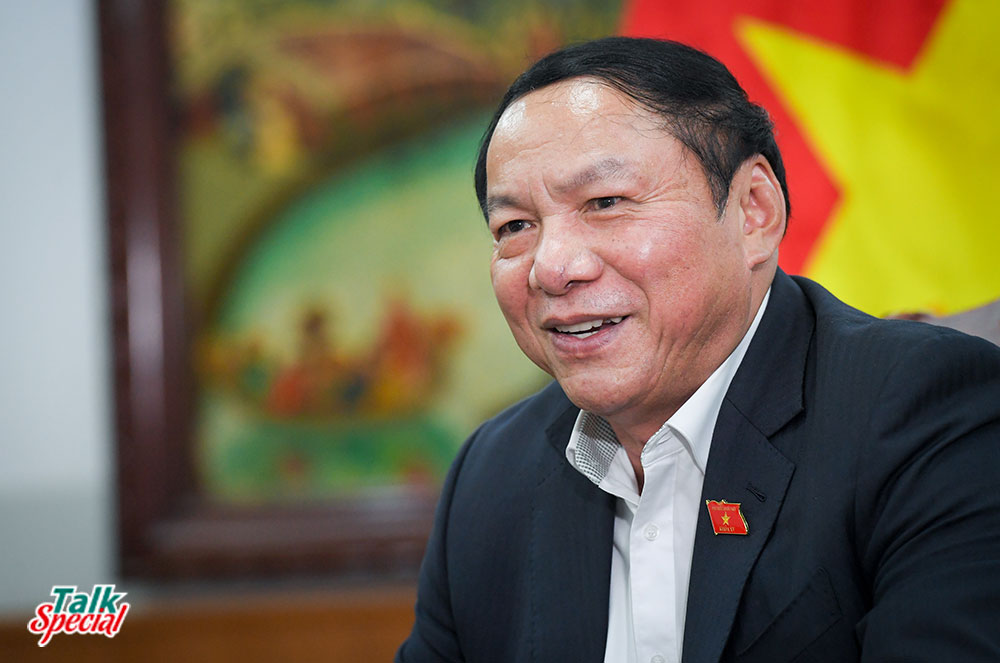 Bộ trưởng Nguyễn Văn Hùng: Chúng ta không say sưa, ngủ quên trong chiến thắng - Ảnh 4.
