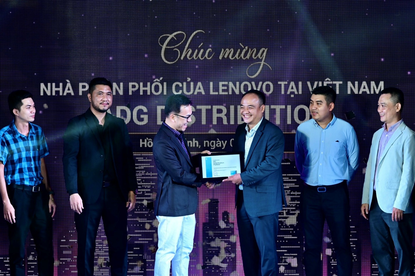 ADG trở thành nhà phân phối chính thức của Lenovo tại Việt Nam - Ảnh 1.