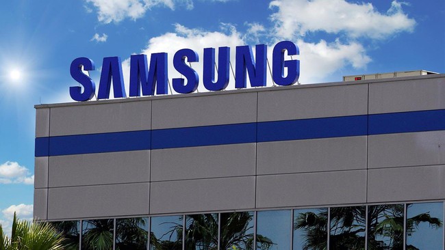 Báo Hàn Quốc: Dấu hiệu tăng trưởng chững lại, Samsung điều chỉnh mục tiêu xuất xưởng - Ảnh 2.