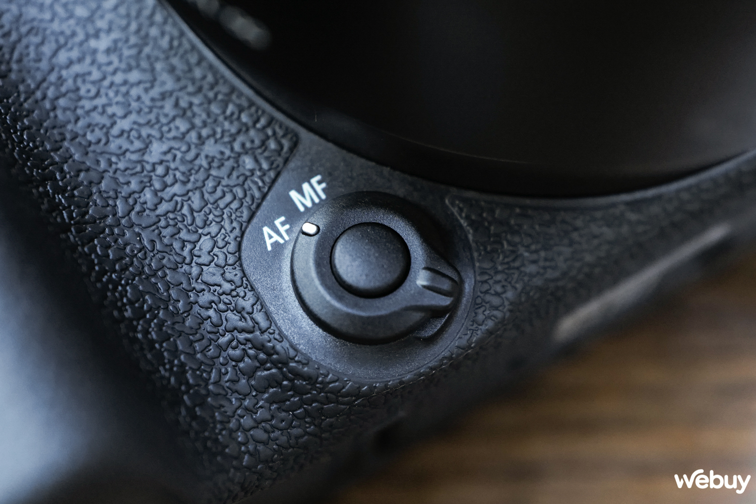 Trên tay bộ đôi máy ảnh EOS R7 và R10: Canon chính thức nghiêm túc với Mirrorless cảm biến APS-C - Ảnh 4. Trên tay bộ đôi máy ảnh EOS R7 và R10: Canon chính thức nghiêm túc với Mirrorless cảm biến APS-C - Ảnh 4.