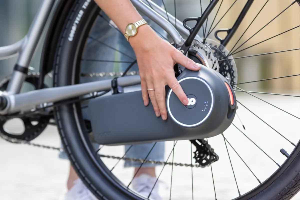 CLIP Thiết bị biến xe đạp thành xe đạp điện trong 30 giây