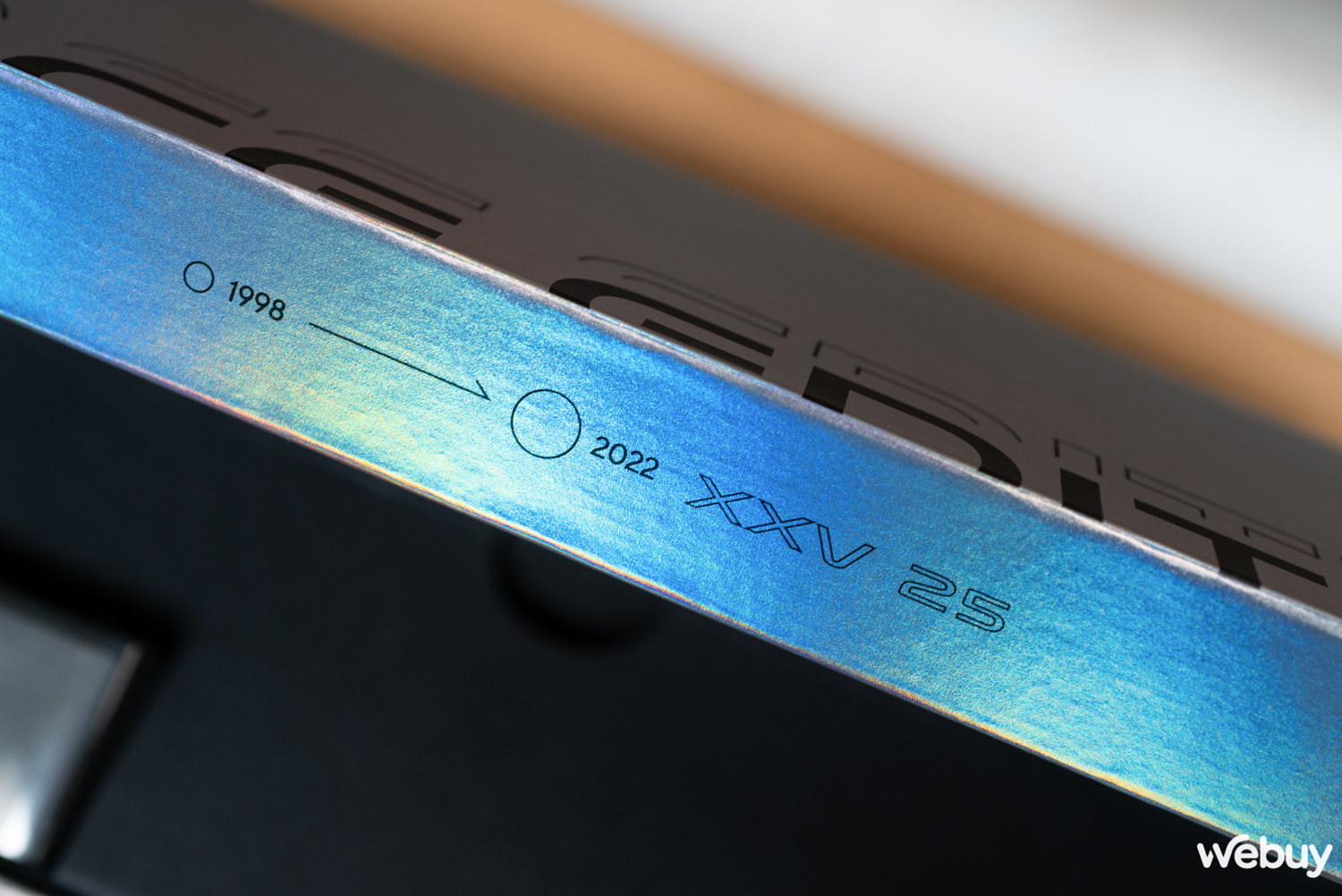 Ngắm laptop Asus Zenbook 14X OLED Space Edition: Màn hình đẹp, cấu ...