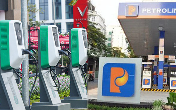 VinFast officially shook hands with Petrolimex, installing electric vehicle charging stations at gas stations - Photo 1.