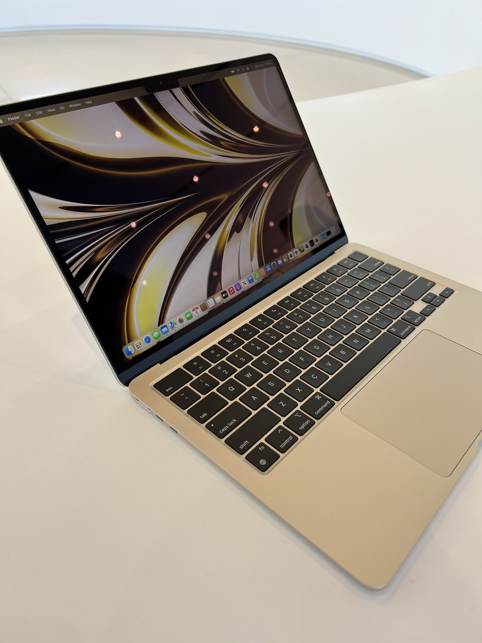 MacBook Pro 16 inch 2021 lộ diện với thiết kế đẹp mãn nhãn trong loạt   Xoanstorevn