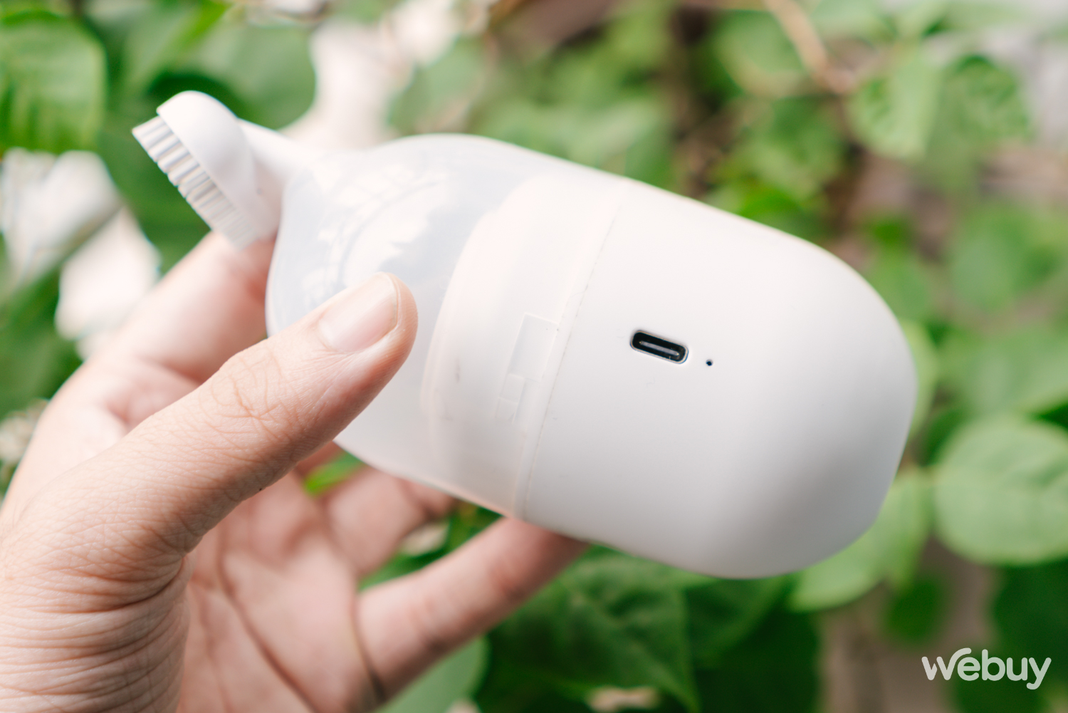 Đ&aacute;nh gi&aacute; m&aacute;y h&uacute;t bụi b&agrave;n mini: M&oacute;n đồ "tối quan trọng" với mọi set-up b&agrave;n? - Ảnh 4.