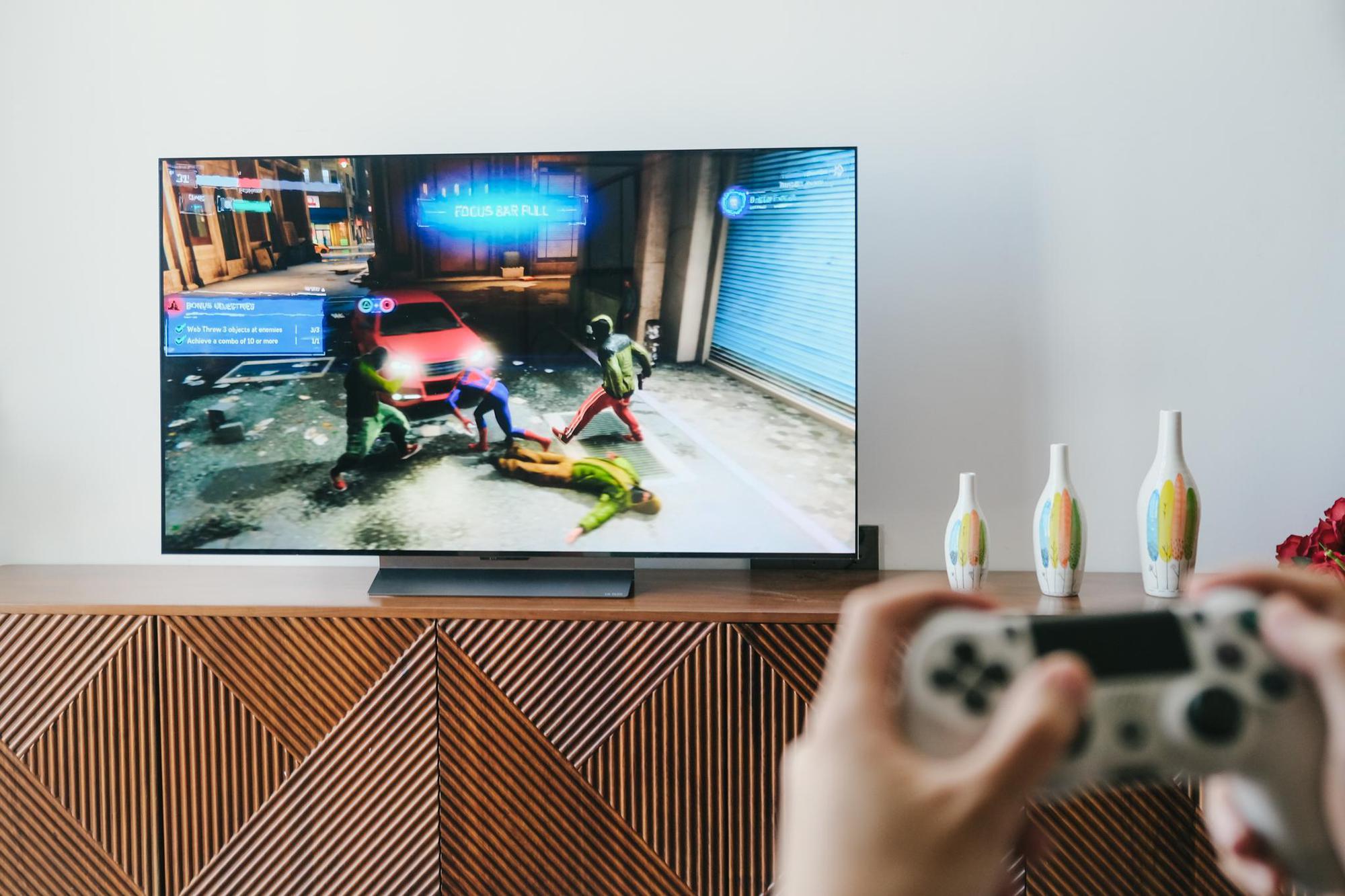 Vinh Vật Vờ: LG OLED mang tới trải nghiệm chơi game hoàn toàn mới - Ảnh 2.