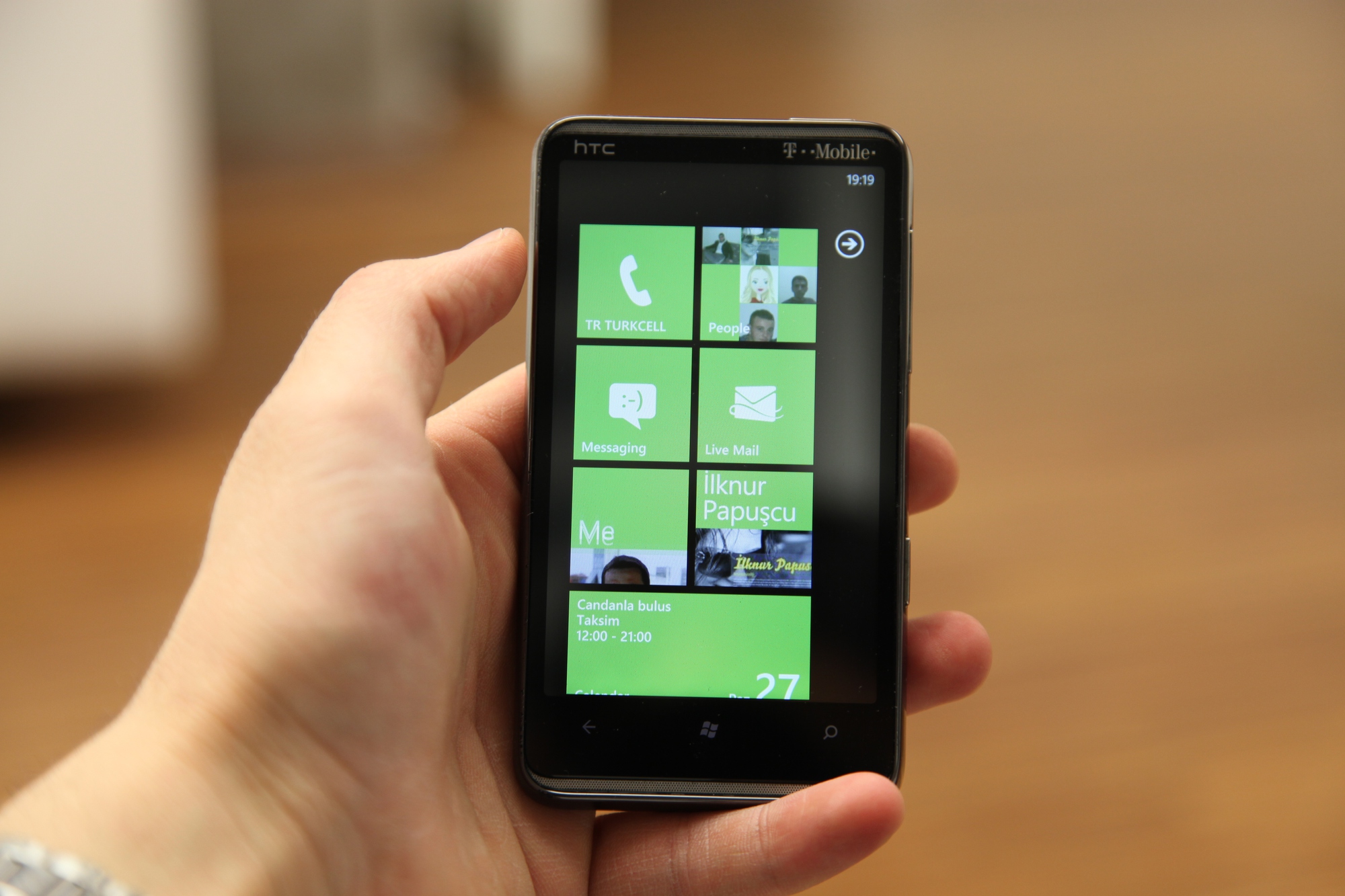 htchd7inhand-16590242486001024322811.jpg