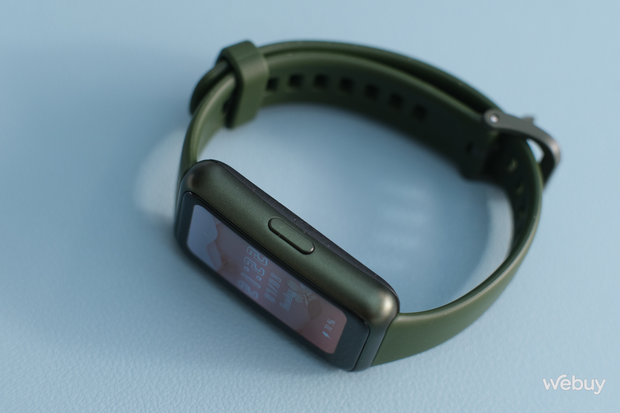 Đ&aacute;nh gi&aacute; nhanh Huawei Band 7: Ba l&yacute; do khiến đ&acirc;y l&agrave; chiếc smartband đ&aacute;ng mua nhất hiện tại - Ảnh 4.