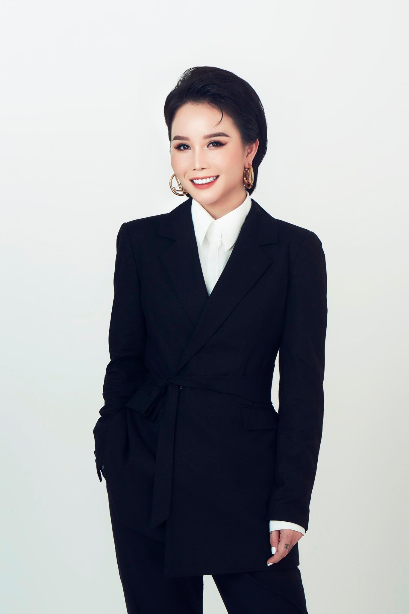 CEO Hoàng Song Hà: Người truyền lửa cho cộng đồng doanh nhân nữ trẻ - Ảnh 1.