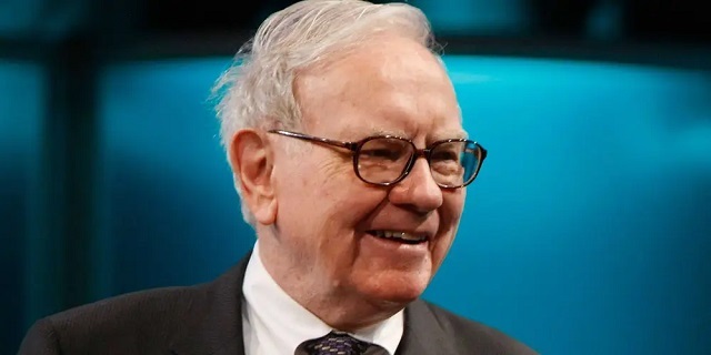 Warren Buffett tiếp tục đổ tiền vào cổ phiếu dầu khí và Apple - Ảnh 1.