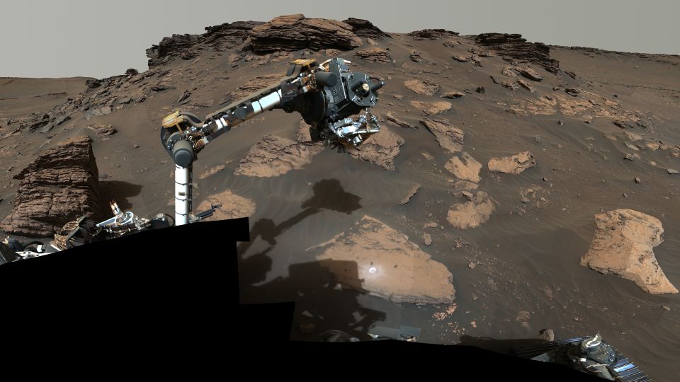 NASA vừa tìm thấy 'báu vật' trên sao Hỏa: Giới khoa học vô cùng phấn khích! - Ảnh 1.
