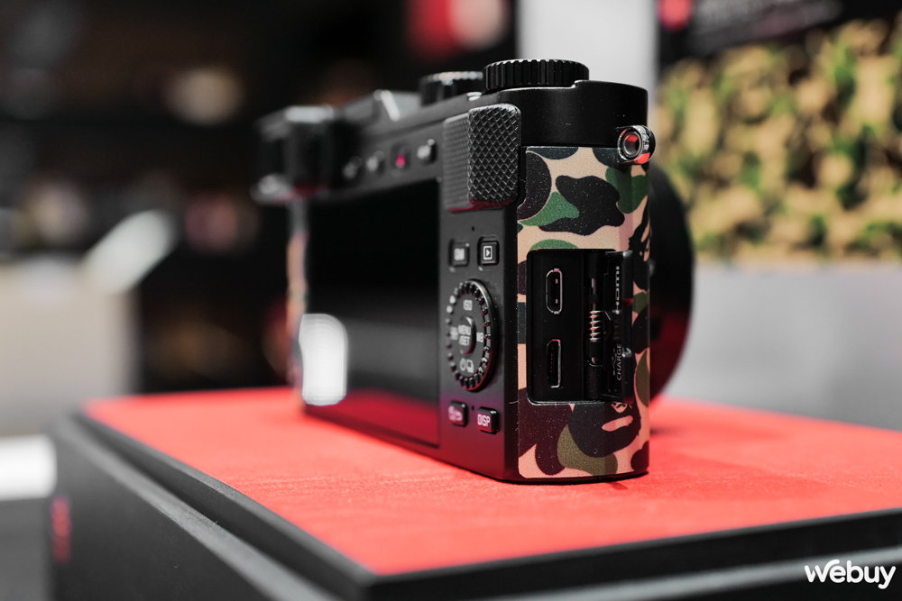 Trên tay Leica D-Lux 7 phiên bản đặc biệt &quot;A Bathing Ape x Stash&quot;: - Ảnh 9.