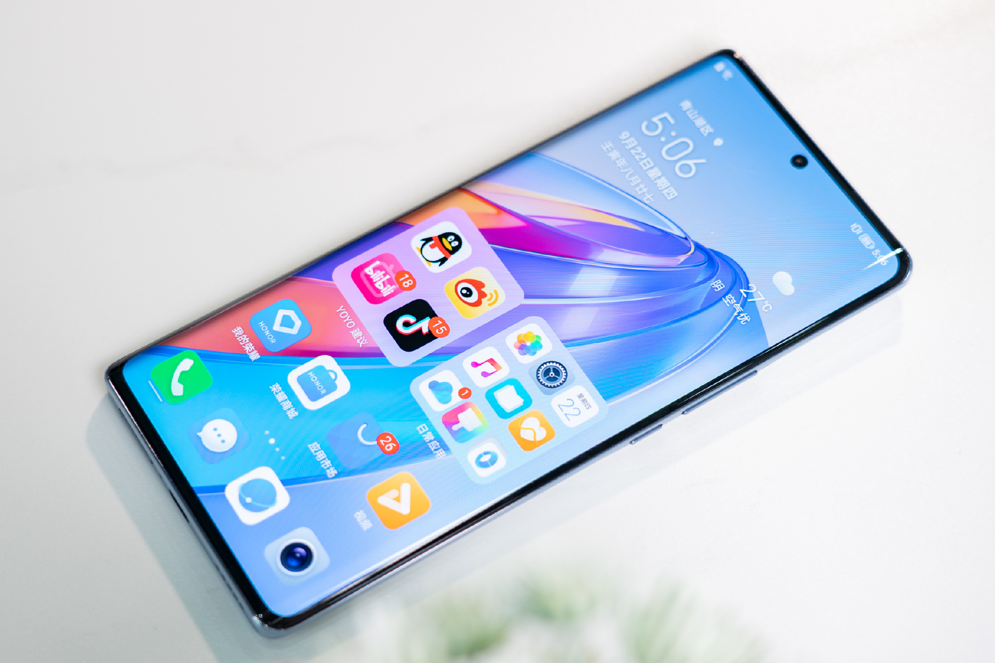 Honor X40 ra mắt: Giá chỉ 5 triệu nhưng thiết kế cao cấp, Snapdragon 695, sạc nhanh 40W - Ảnh 2.