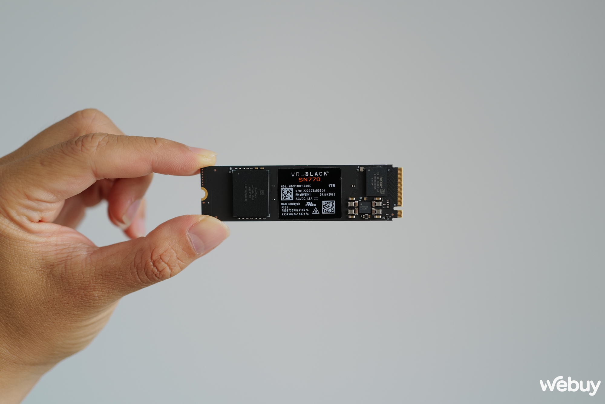 Đánh giá nhanh ổ cứng SSD WD_BLACK SN770 NVMe: Tốc độ ấn tượng, tiệm cận cao cấp - Ảnh 3.