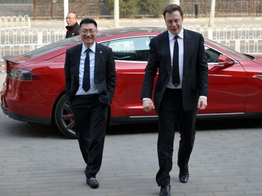 Hé lộ về 'CEO tin đồn của Tesla', người sẽ kế nhiệm Elon Musk: Làm việc đến 3h sáng, điều hành mọi hoạt động ở châu Á nhưng vẫn ở nhà trợ cấp - Ảnh 2.